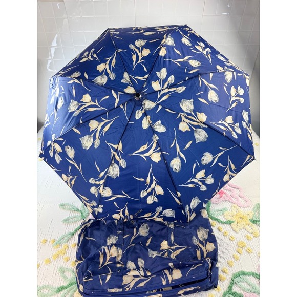 Accessories - Vtg Navy Blue Floral Tulip Umbrella and Matching Tote Bag Travel Set